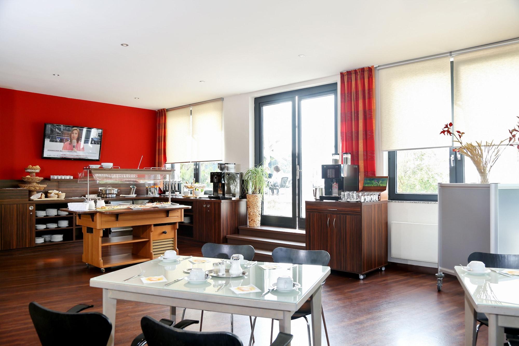 H24 Hoteltow Extérieur photo