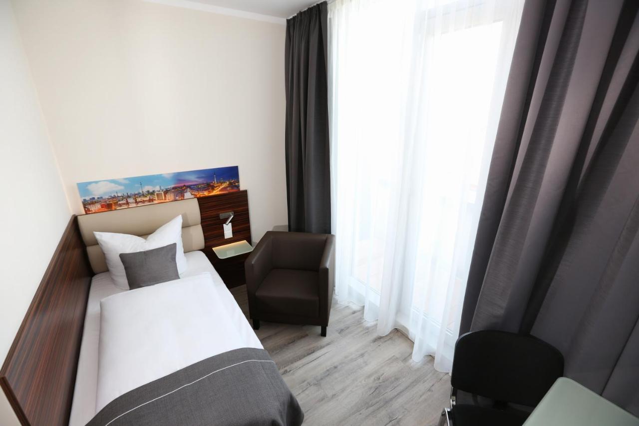 H24 Hoteltow Extérieur photo