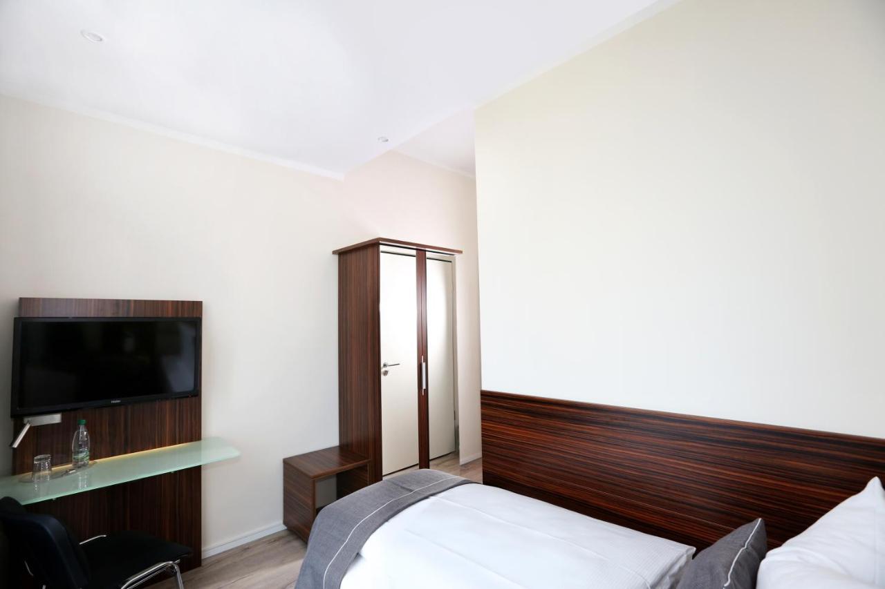 H24 Hoteltow Extérieur photo