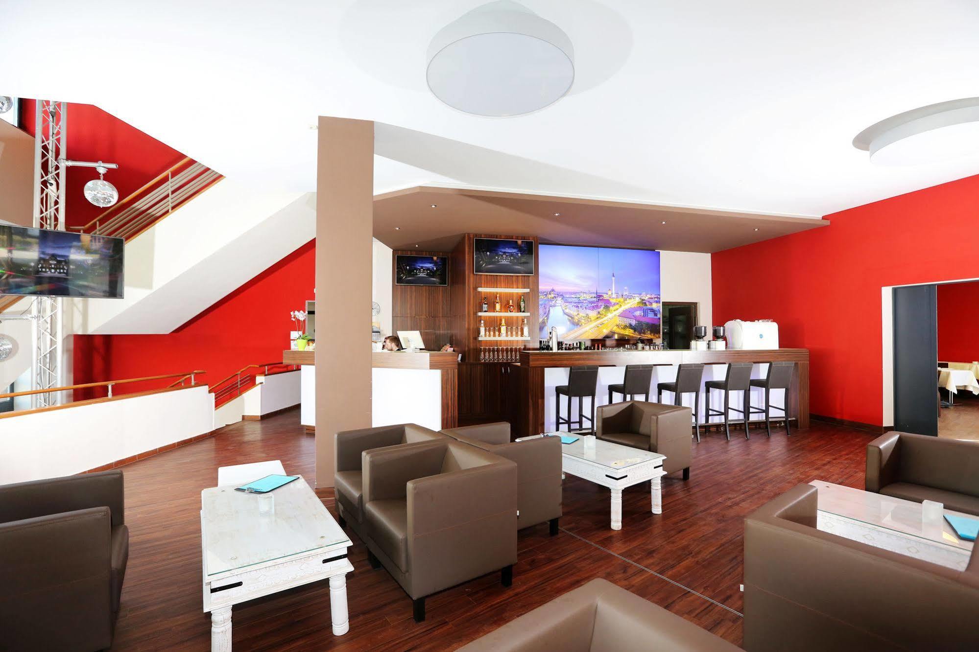 H24 Hoteltow Extérieur photo