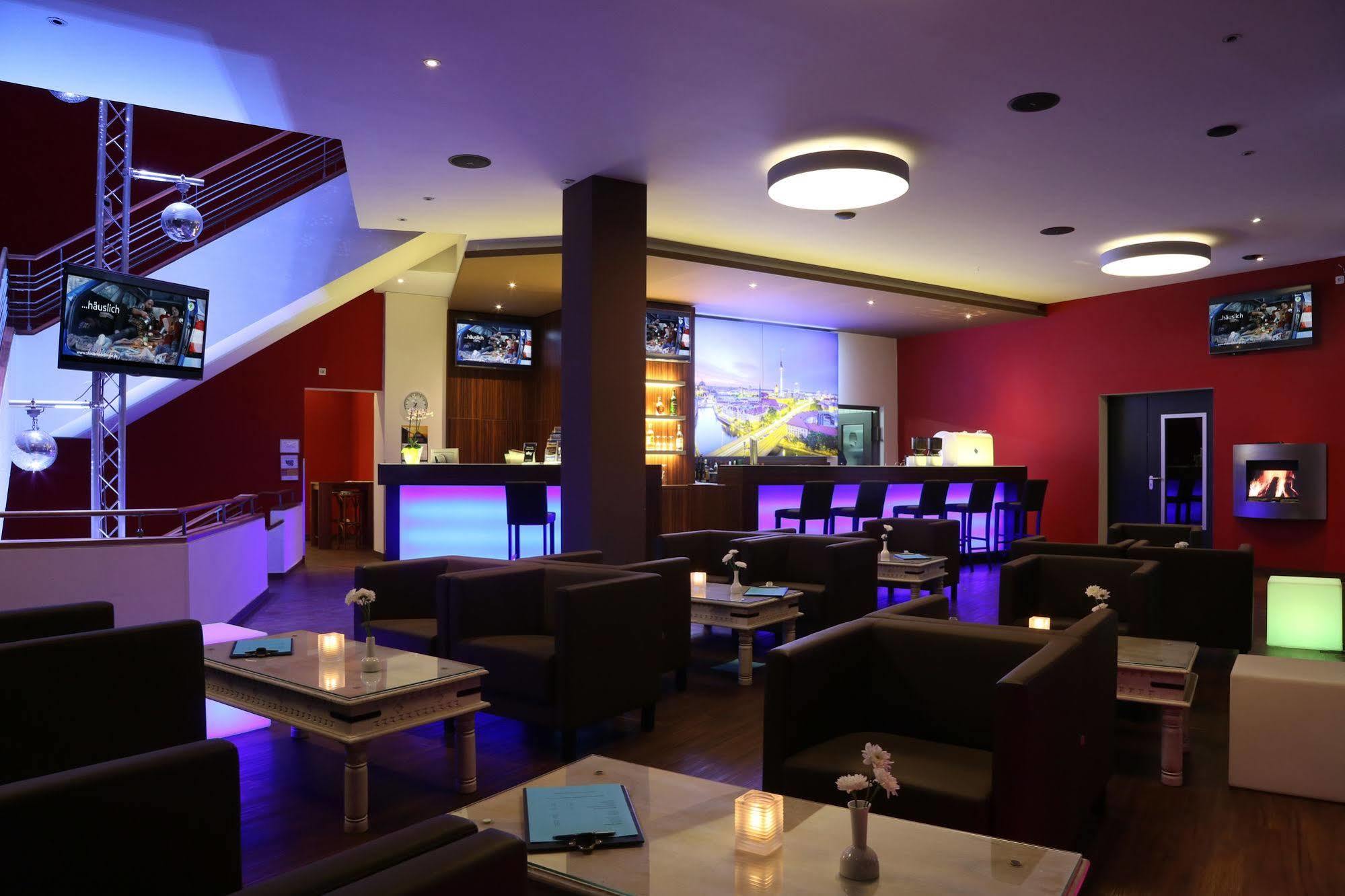H24 Hoteltow Extérieur photo