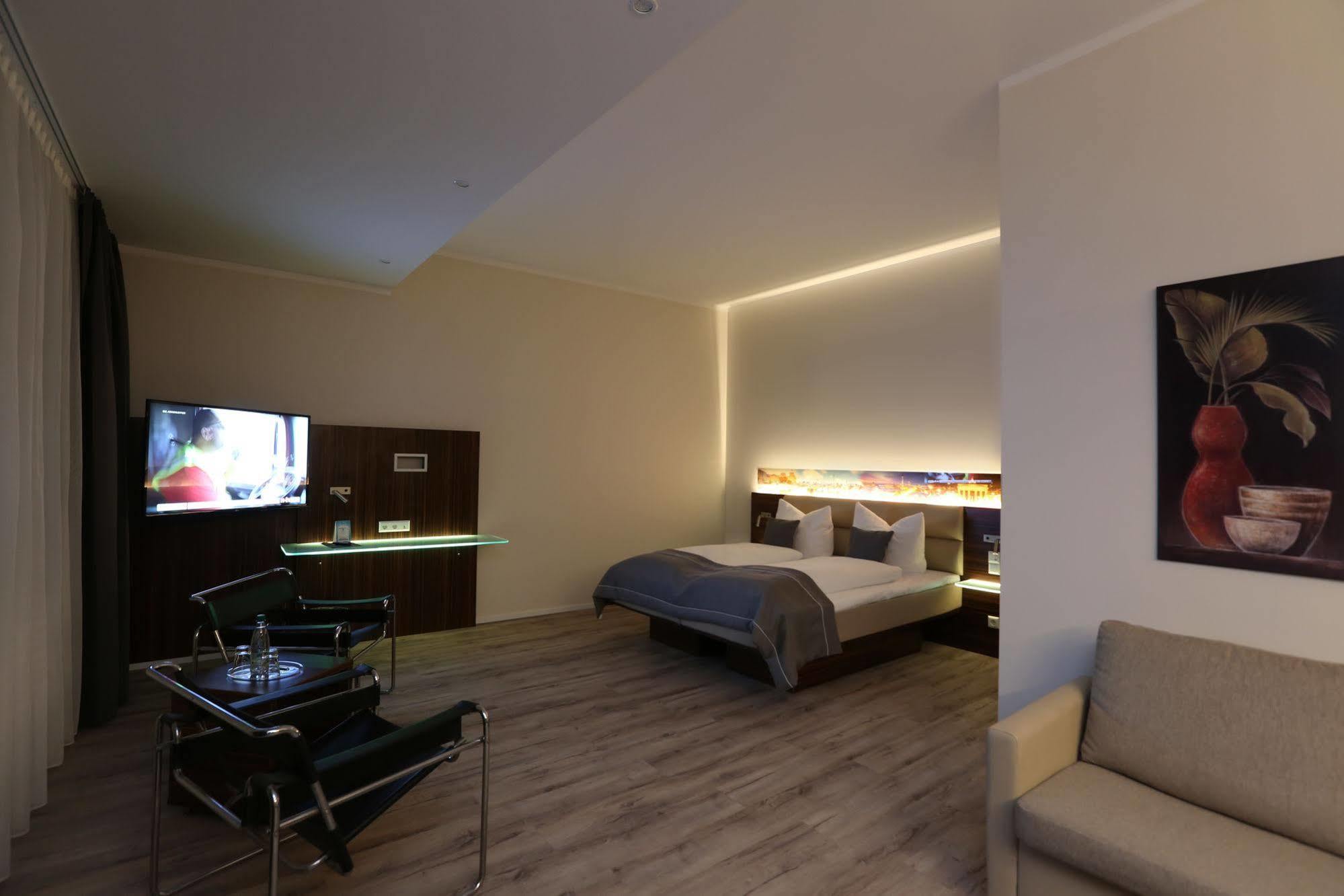 H24 Hoteltow Extérieur photo