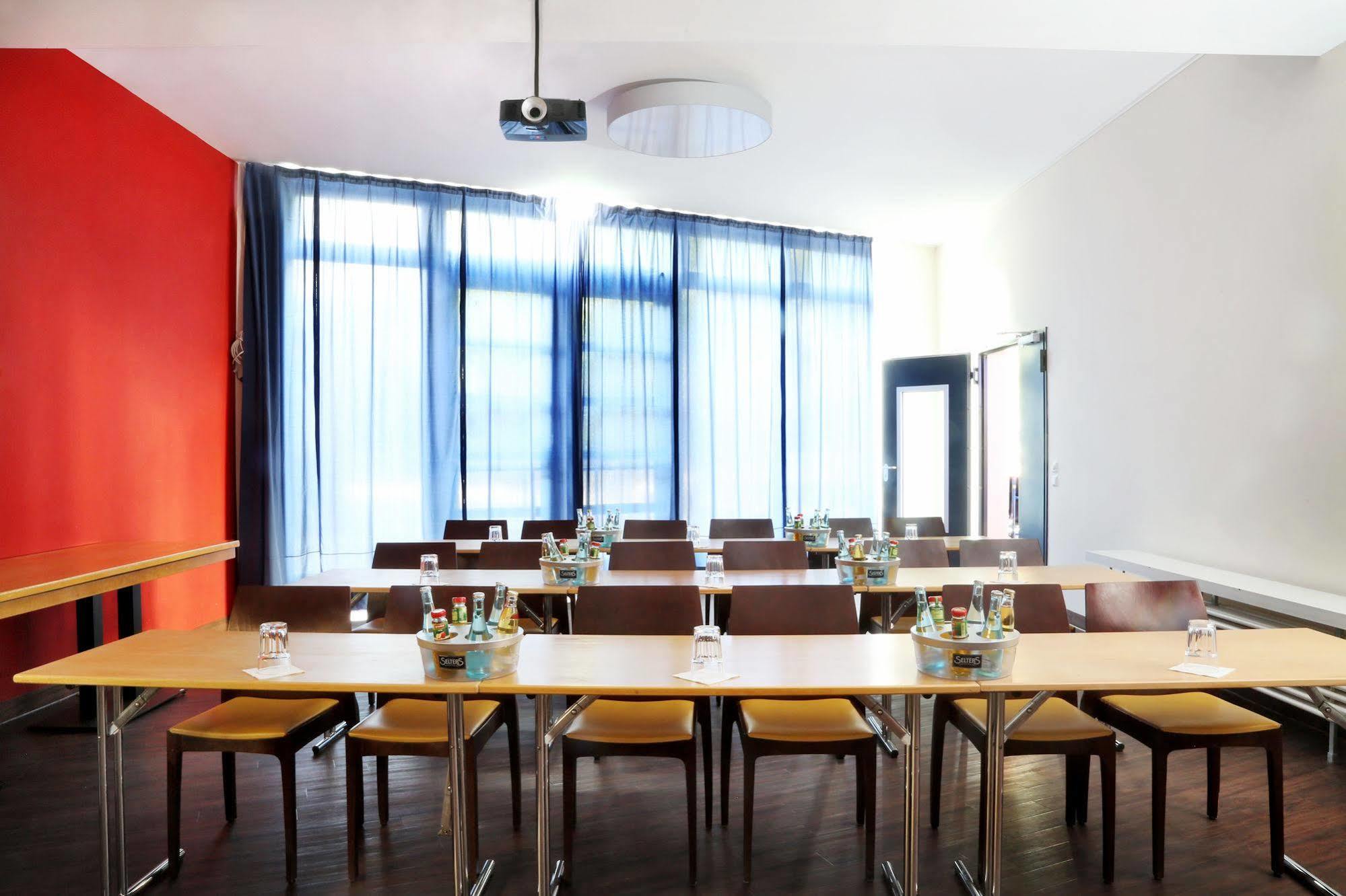 H24 Hoteltow Extérieur photo